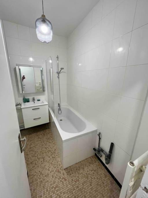 Bel Appartement Dans L'Hyper Centre De Nantes Exterior photo